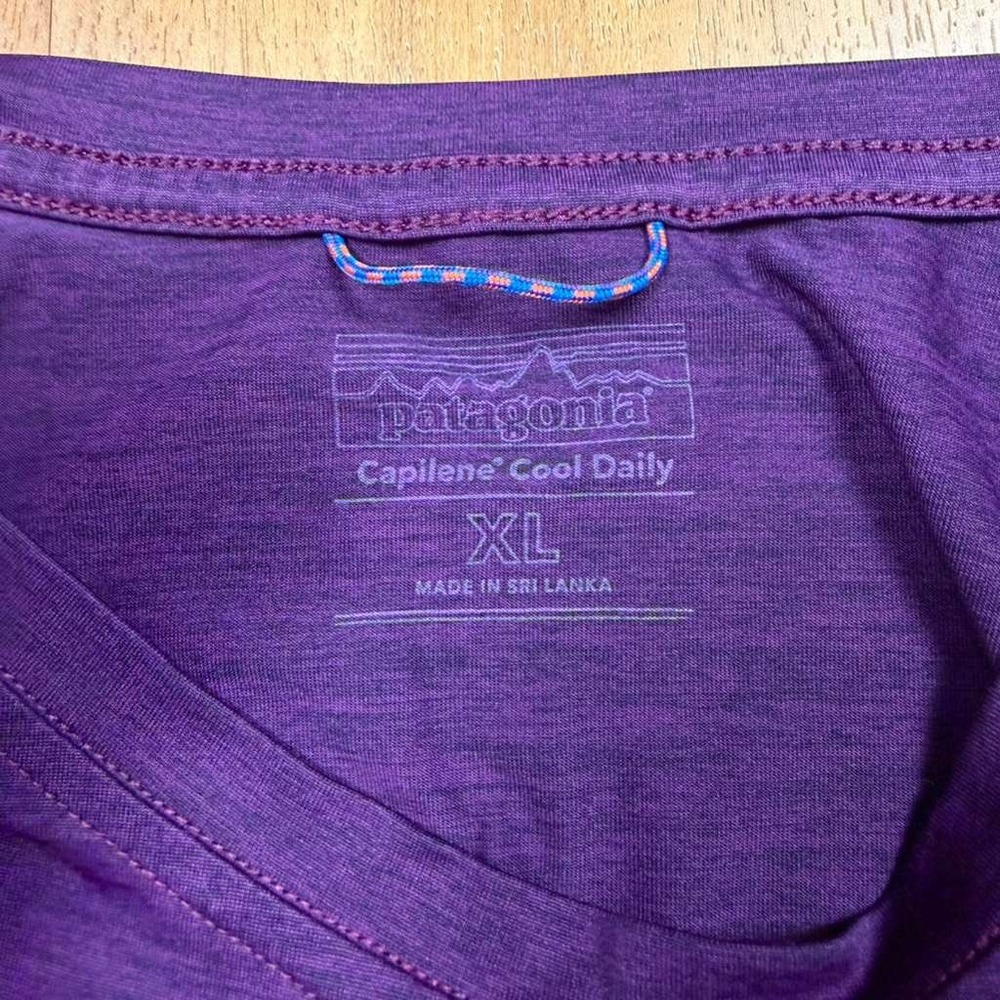 Patagonia Capilene Cool Daily Long Sleeve Shirt Purple Mens XL 45180 FA23 - Picture 3 of 10